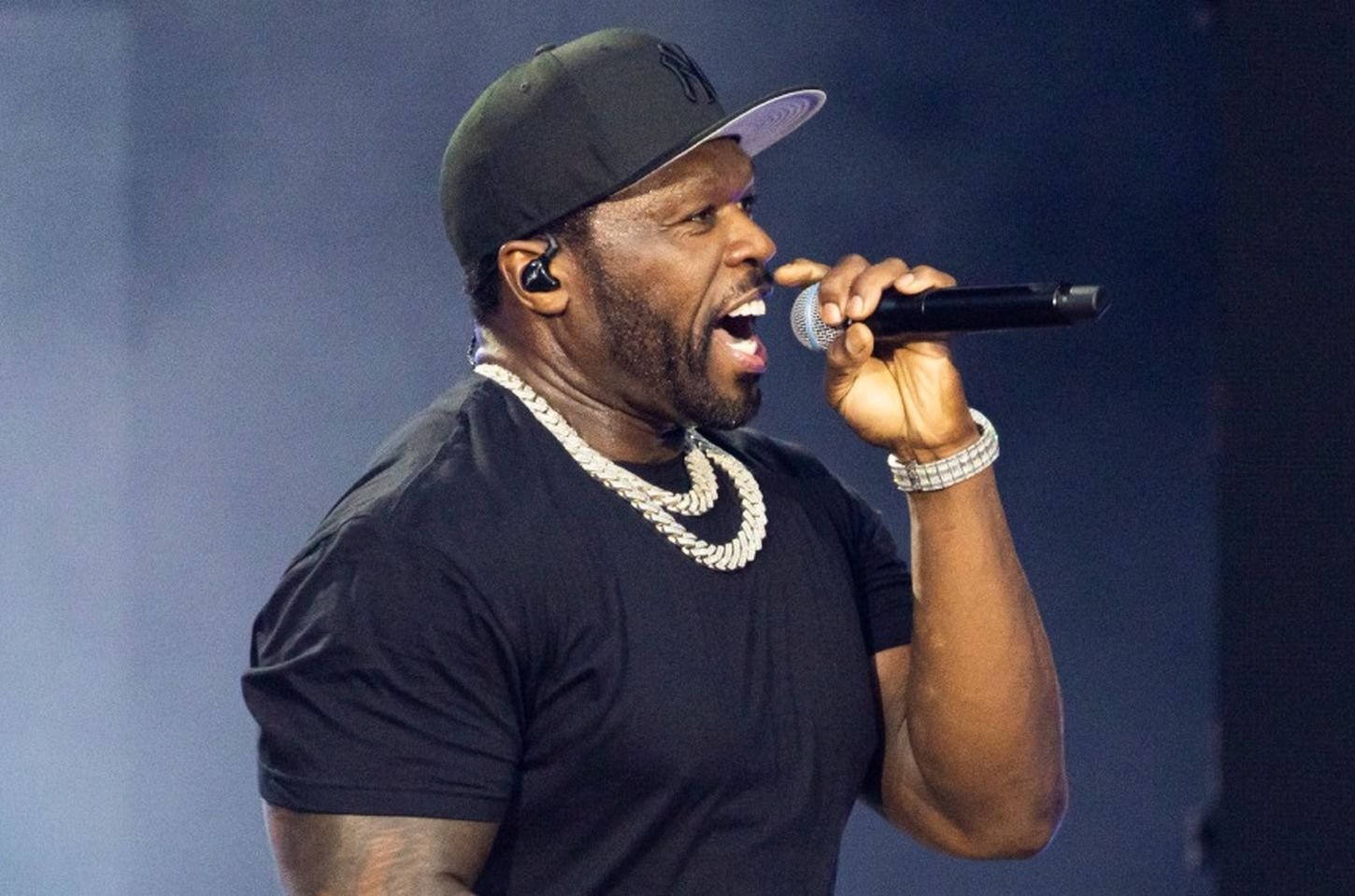 50 Cent aconselha evitar religião e política para artistas