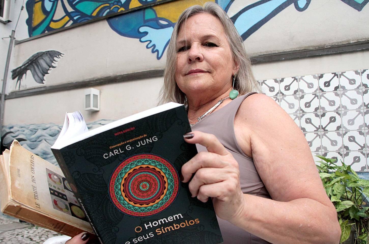 Academia Alfredo Andersen abre inscrições para oficina gratuita de arteterapia