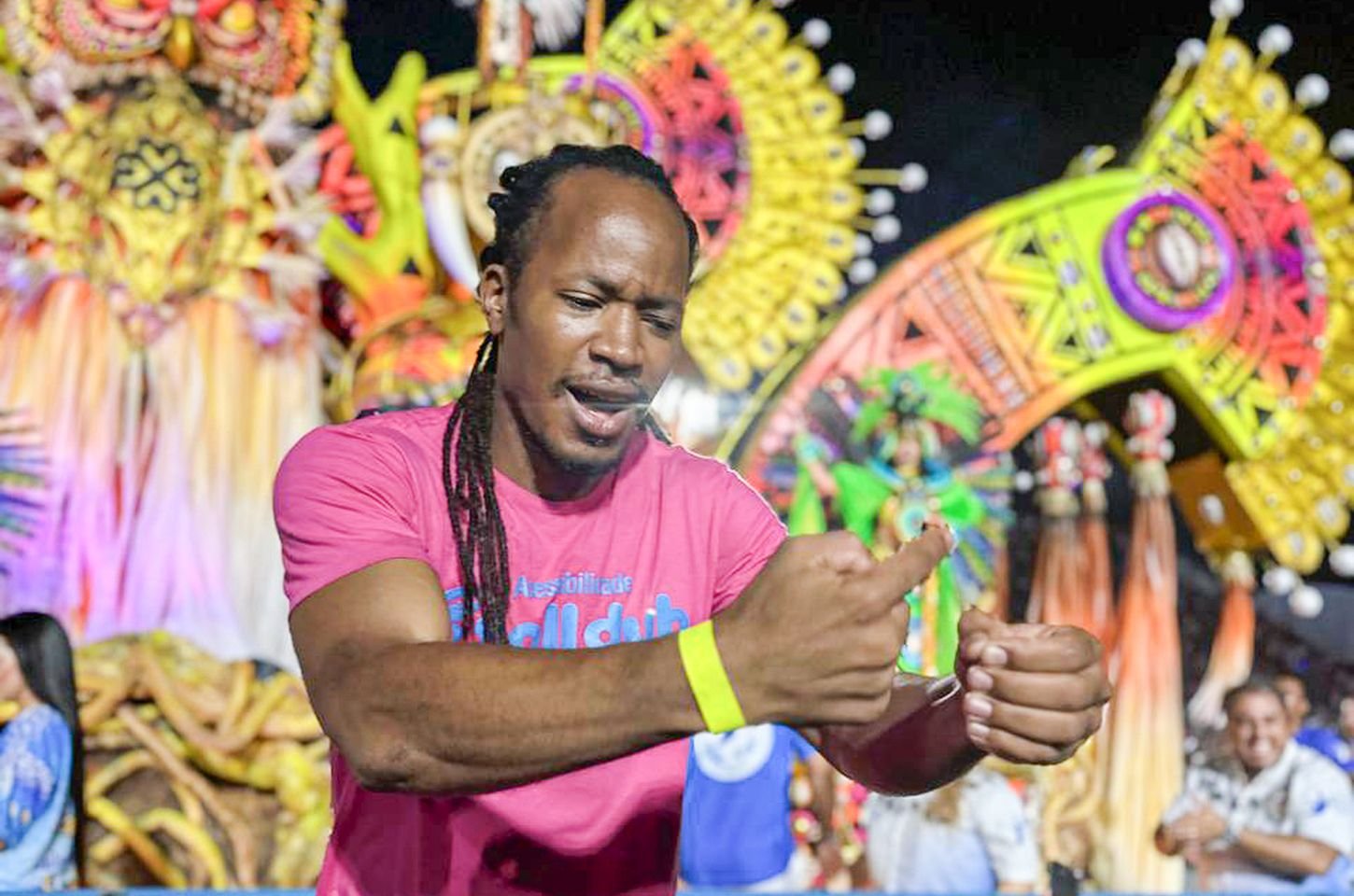 Acessibilidade brilha na Sapucaí e garante carnaval para todos