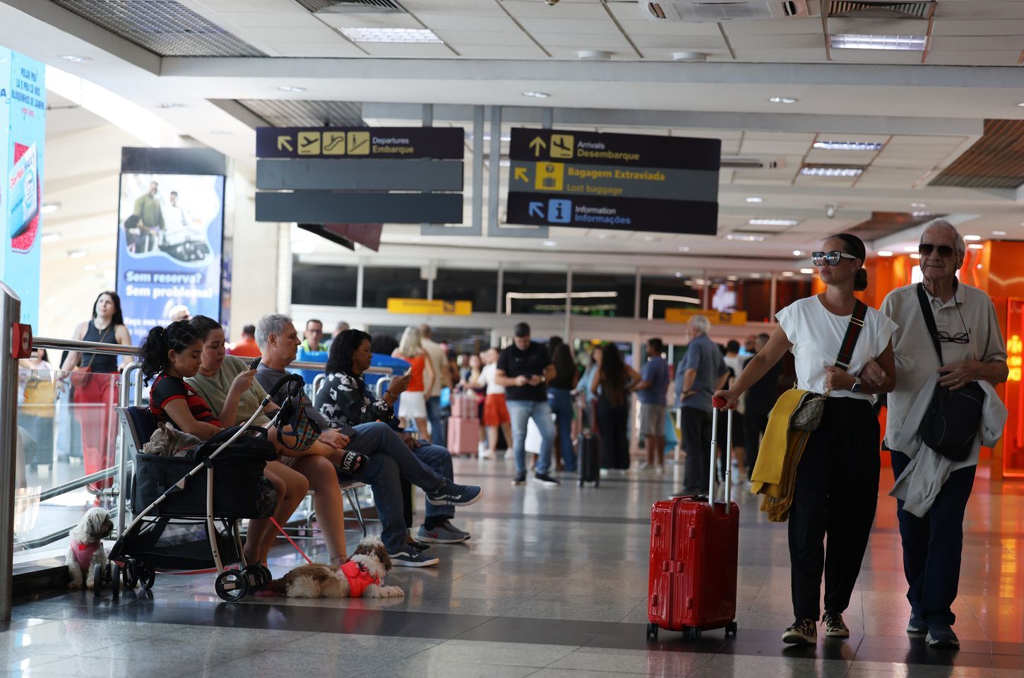 Aeroportos brasileiros batem recorde com quase 130 milhões de passageiros em 2025