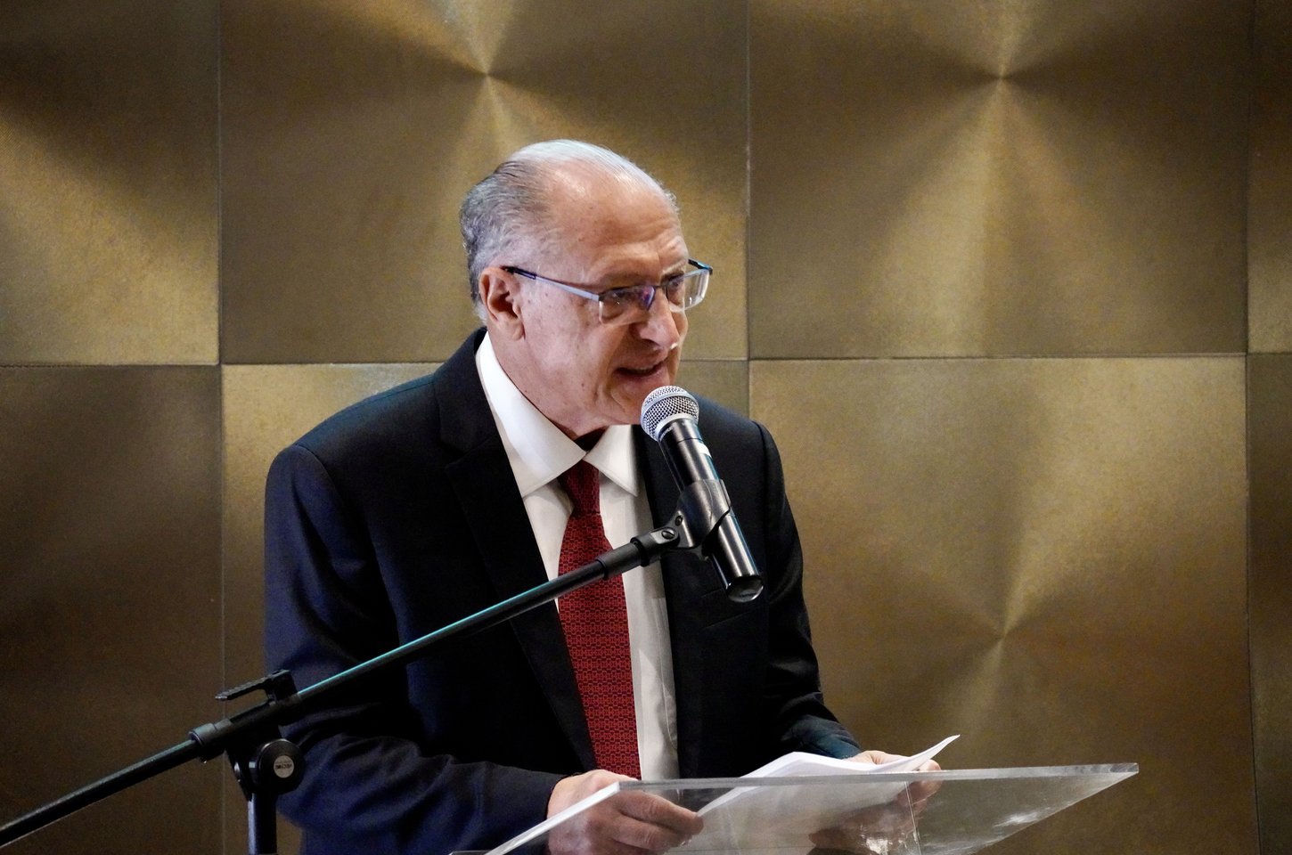 Alckmin deixa comando do MDIC em abril para se preparar para 2026
