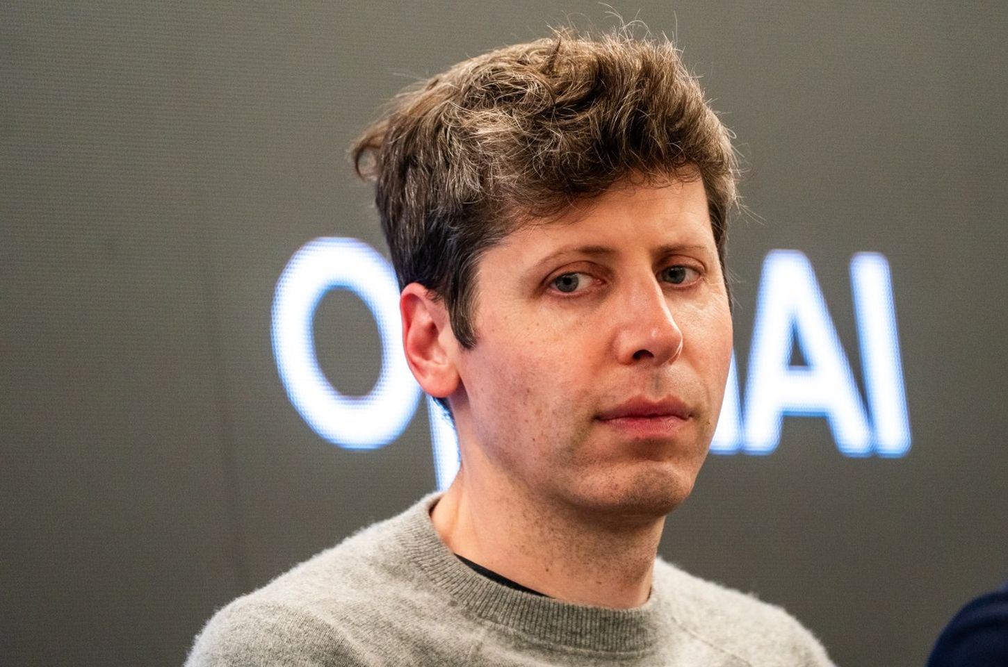 Altman reflete sobre poder das palavras após ataque e perfil crítico