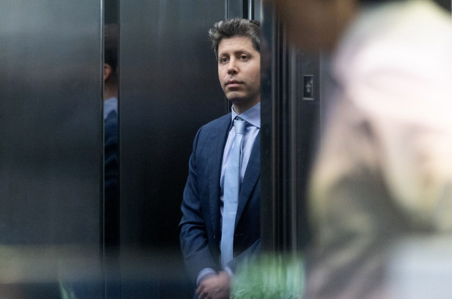 Altman Sob Fogo: De Depoimento no Senado a Interrogatório Judicial