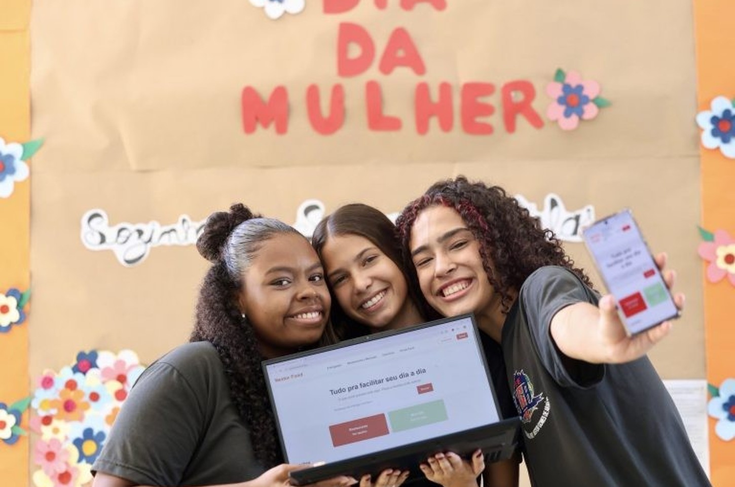 Alunos criam site disfarçado de delivery para denúncias de violência doméstica