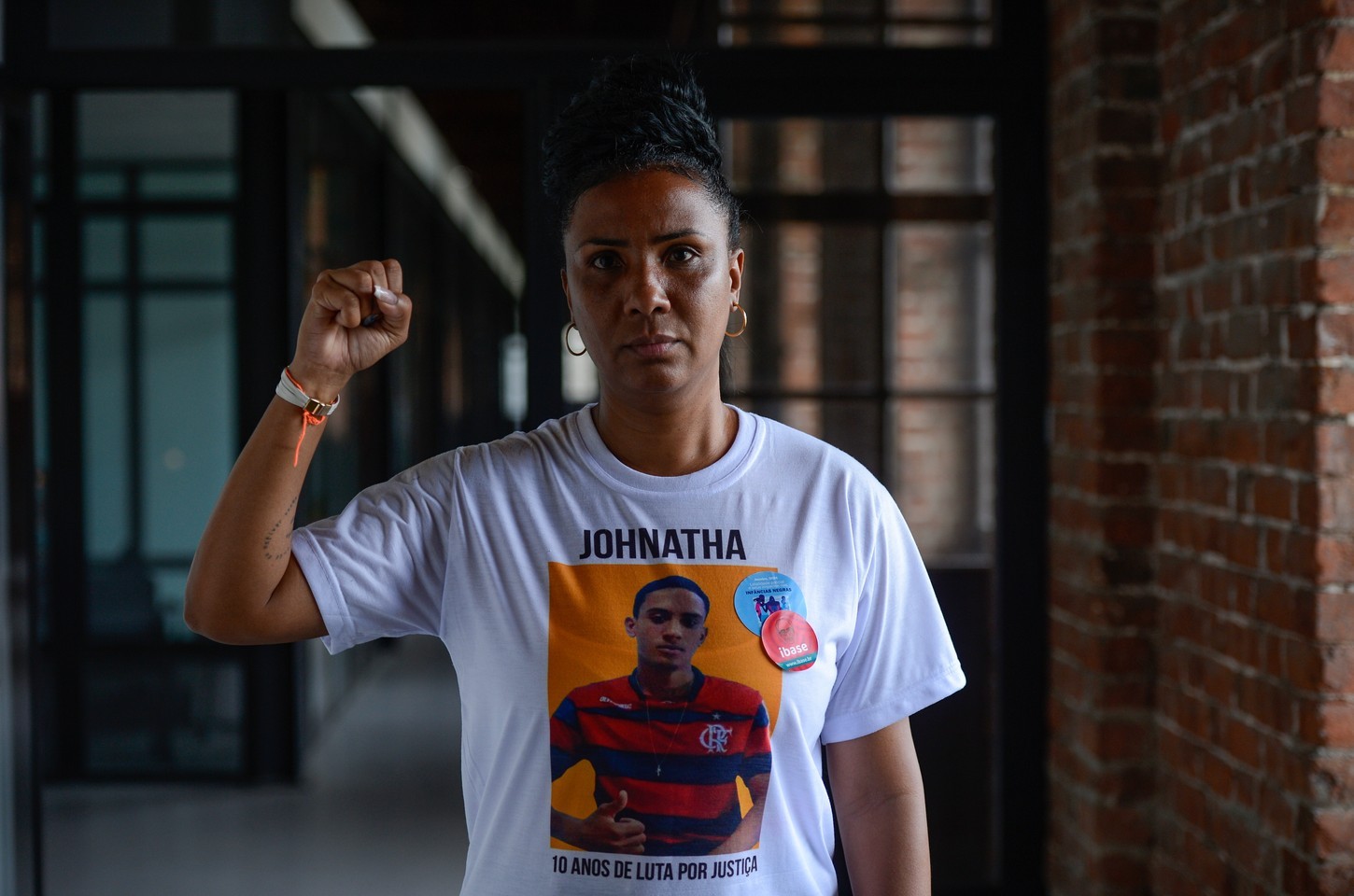 Ana Paula Oliveira recebe prêmio internacional de direitos humanos