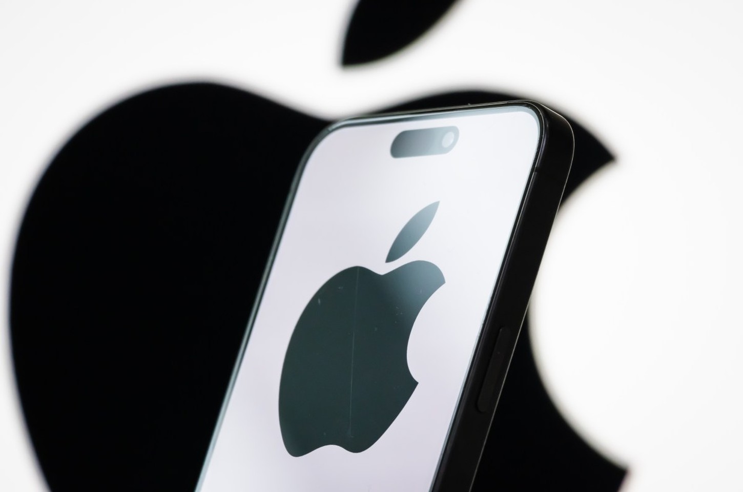Apple adquire Q.ai por US$ 2 bi em guerra por IA e hardware