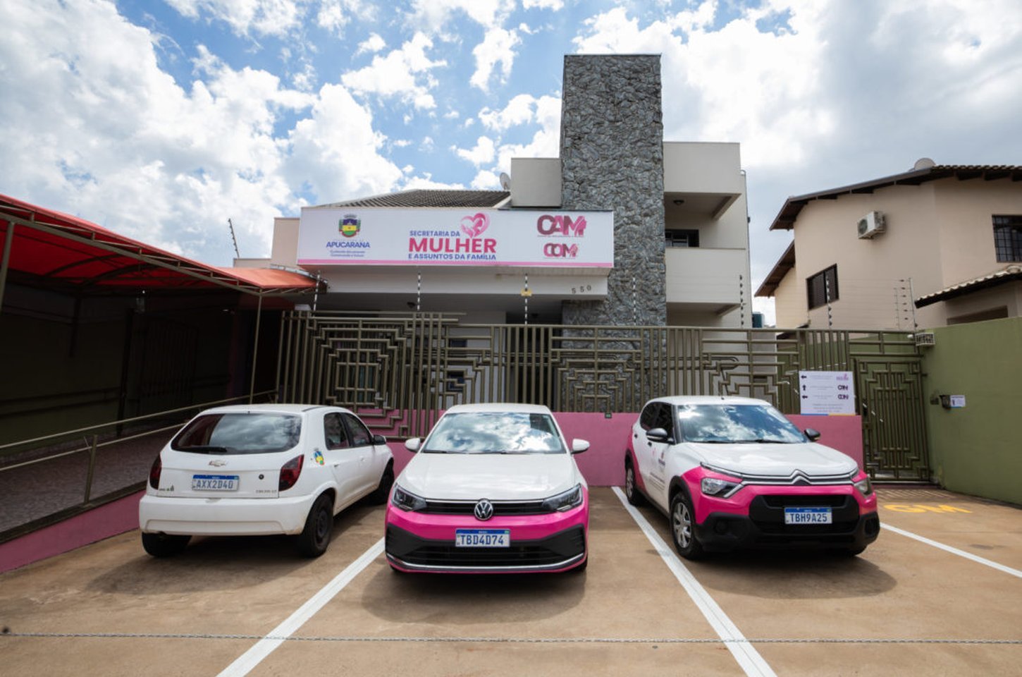 Apucarana oferece curso gratuito de doces de barraquinha para mulheres