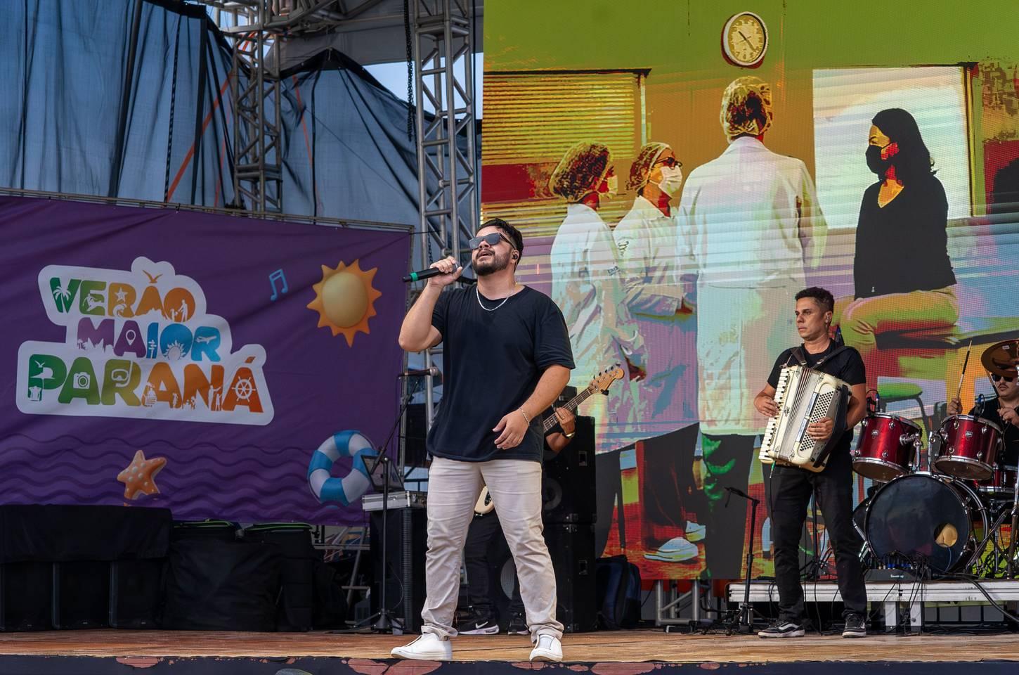 Artistas locais abrem programação dos Palcos Sunset no litoral paranaense
