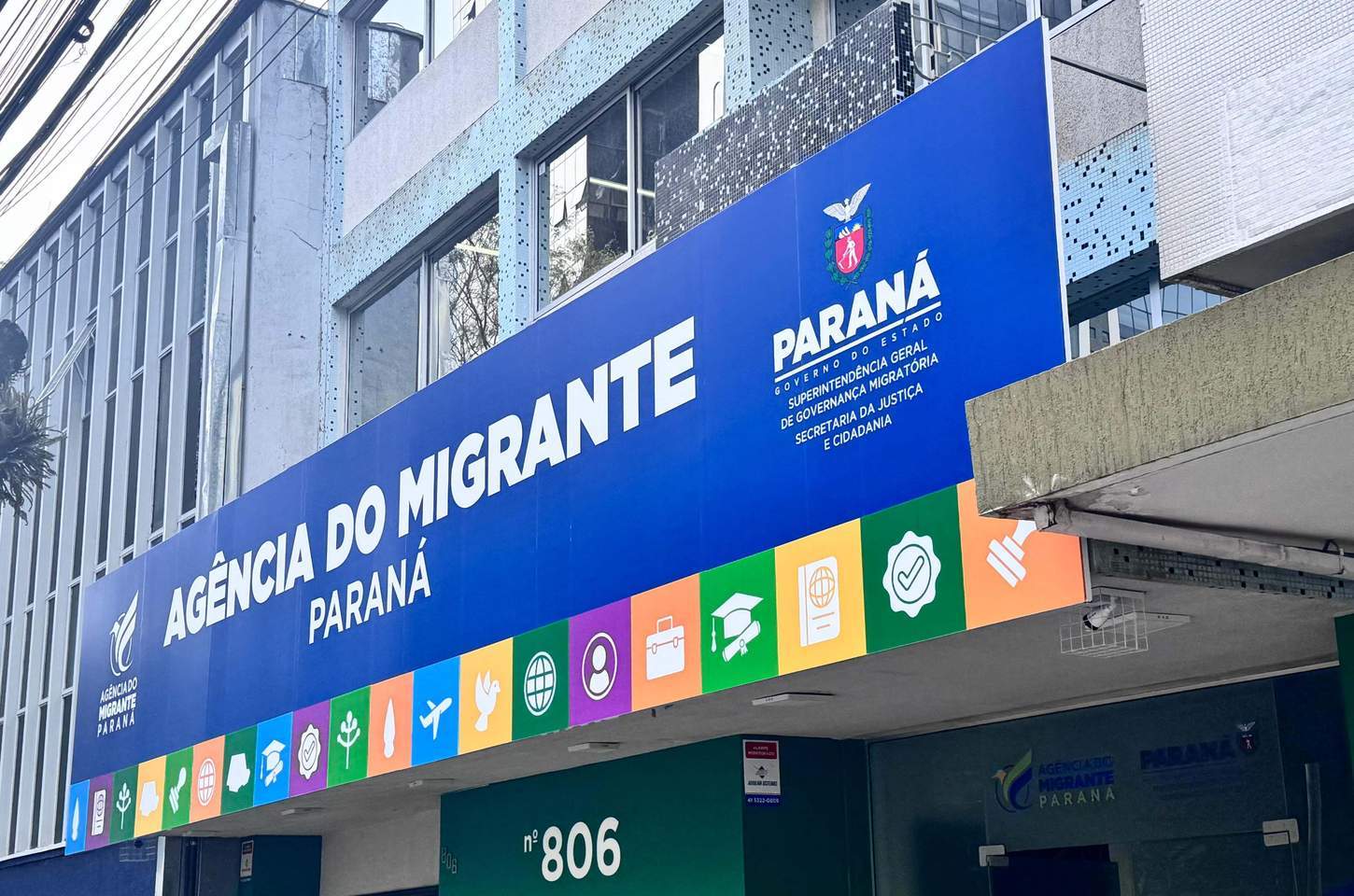 Balcão de Oportunidades oferece vagas de emprego para migrantes em Curitiba