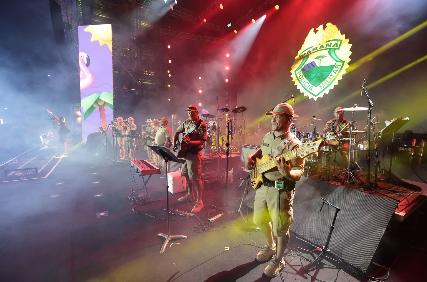 Banda da PM abre Verão Maior Paraná com sucesso e público de 151 mil