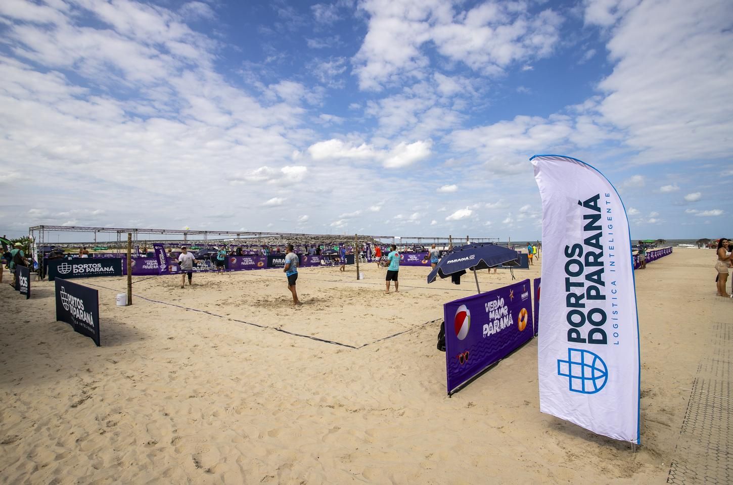 Beach tennis movimenta o litoral paranaense com torneio oficial