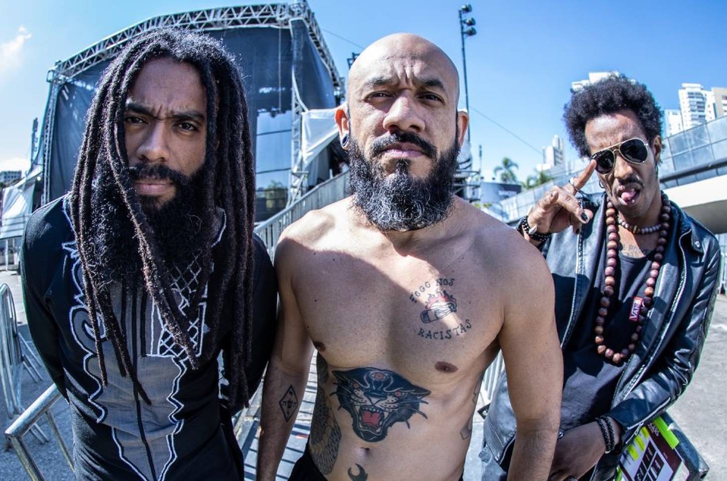Black Pantera abre show do Korn em SP com performance enérgica e politizada