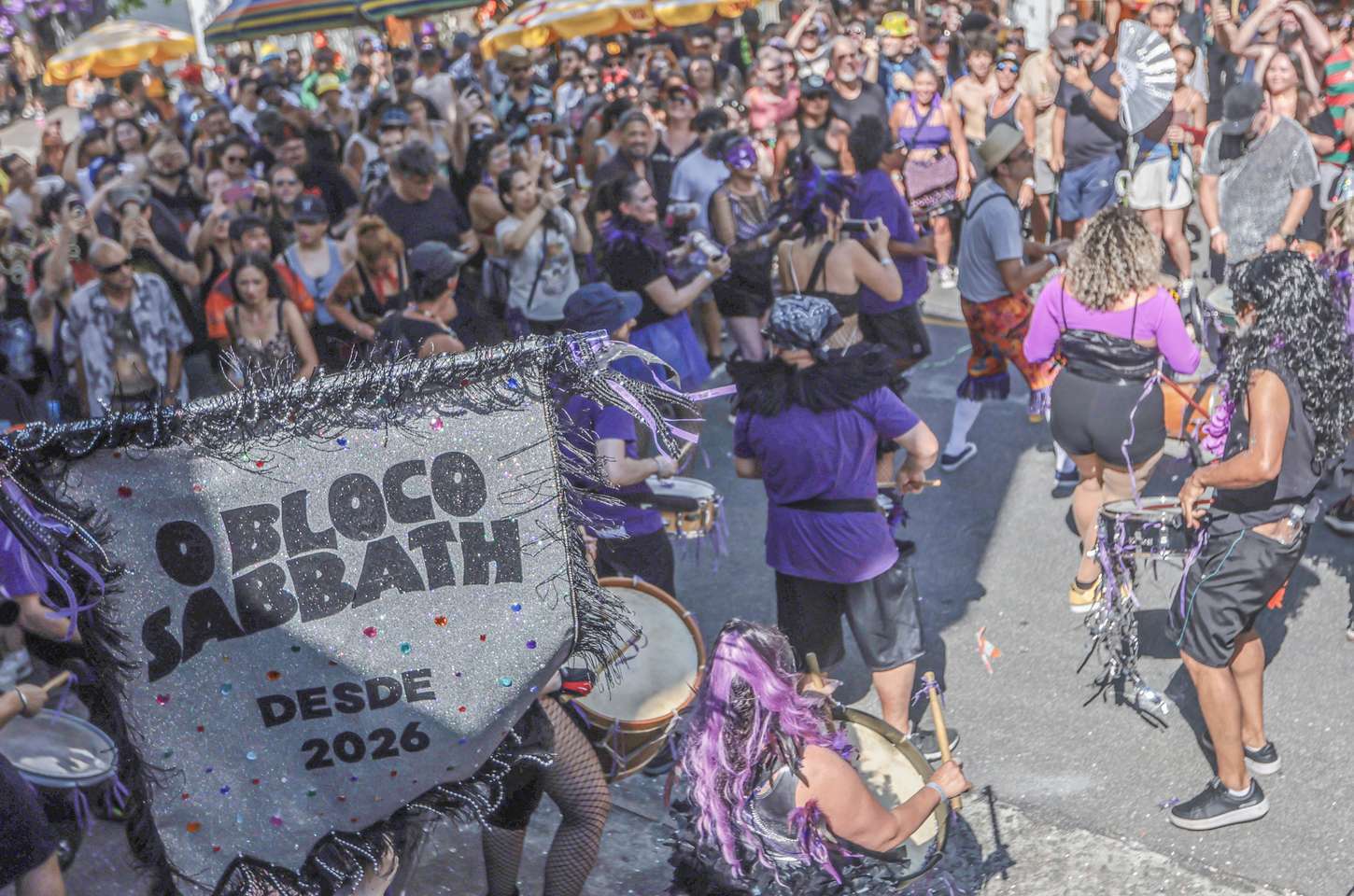 Bloco Sabbath transforma heavy metal em ritmo de carnaval em São Paulo