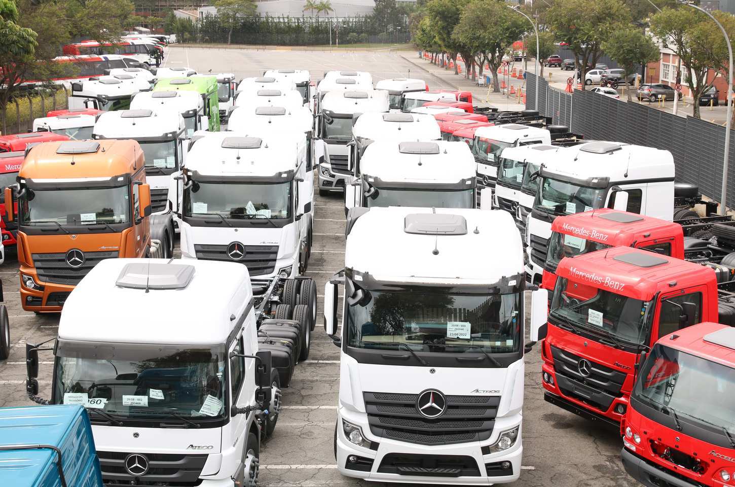 BNDES injeta R$ 1,3 bi em janeiro para renovar frota de caminhões