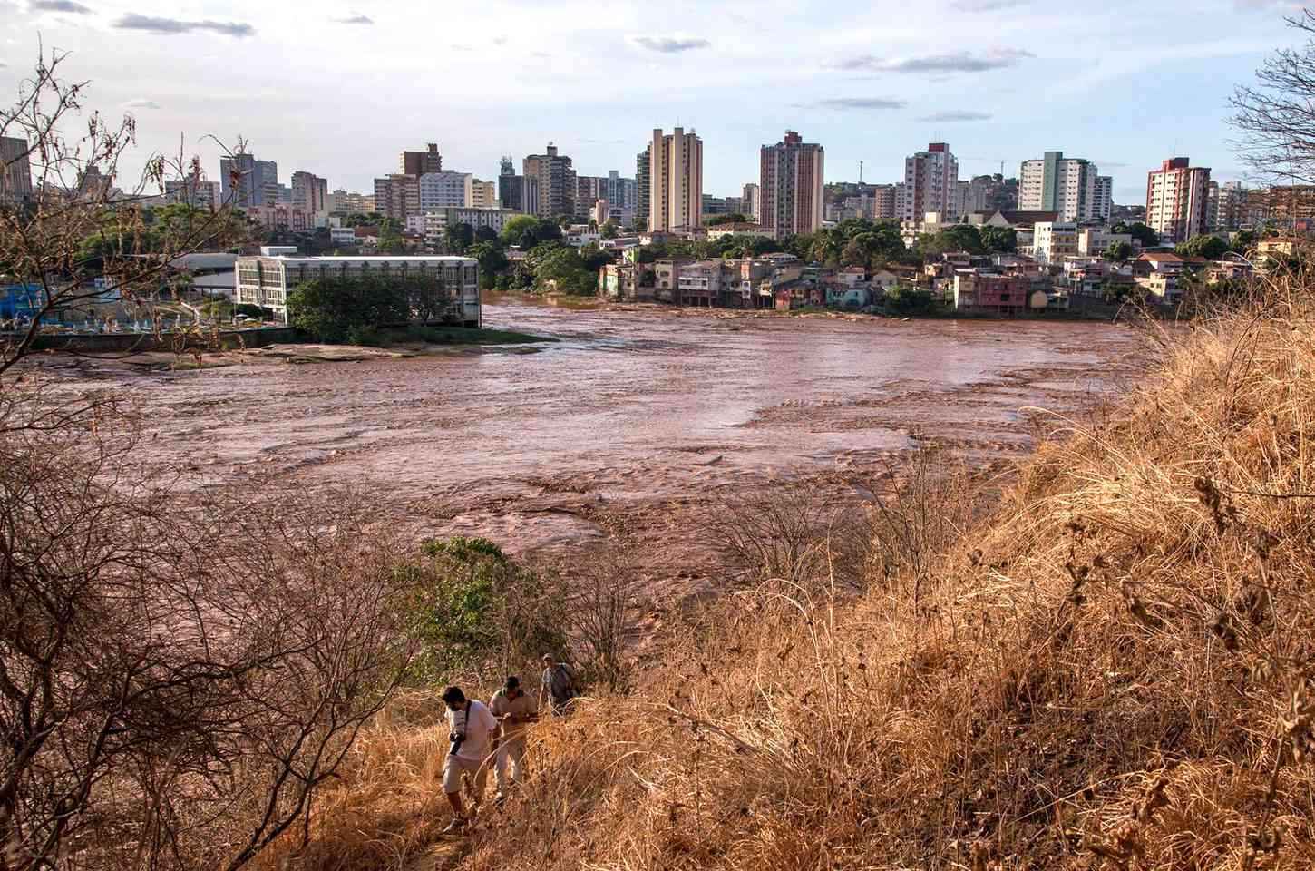 BNDES repassa R$ 985 milhões do Fundo Rio Doce para saúde em MG e ES