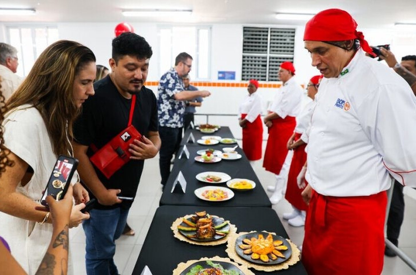 Bom Prato completa 25 anos com cardápio especial de chefs