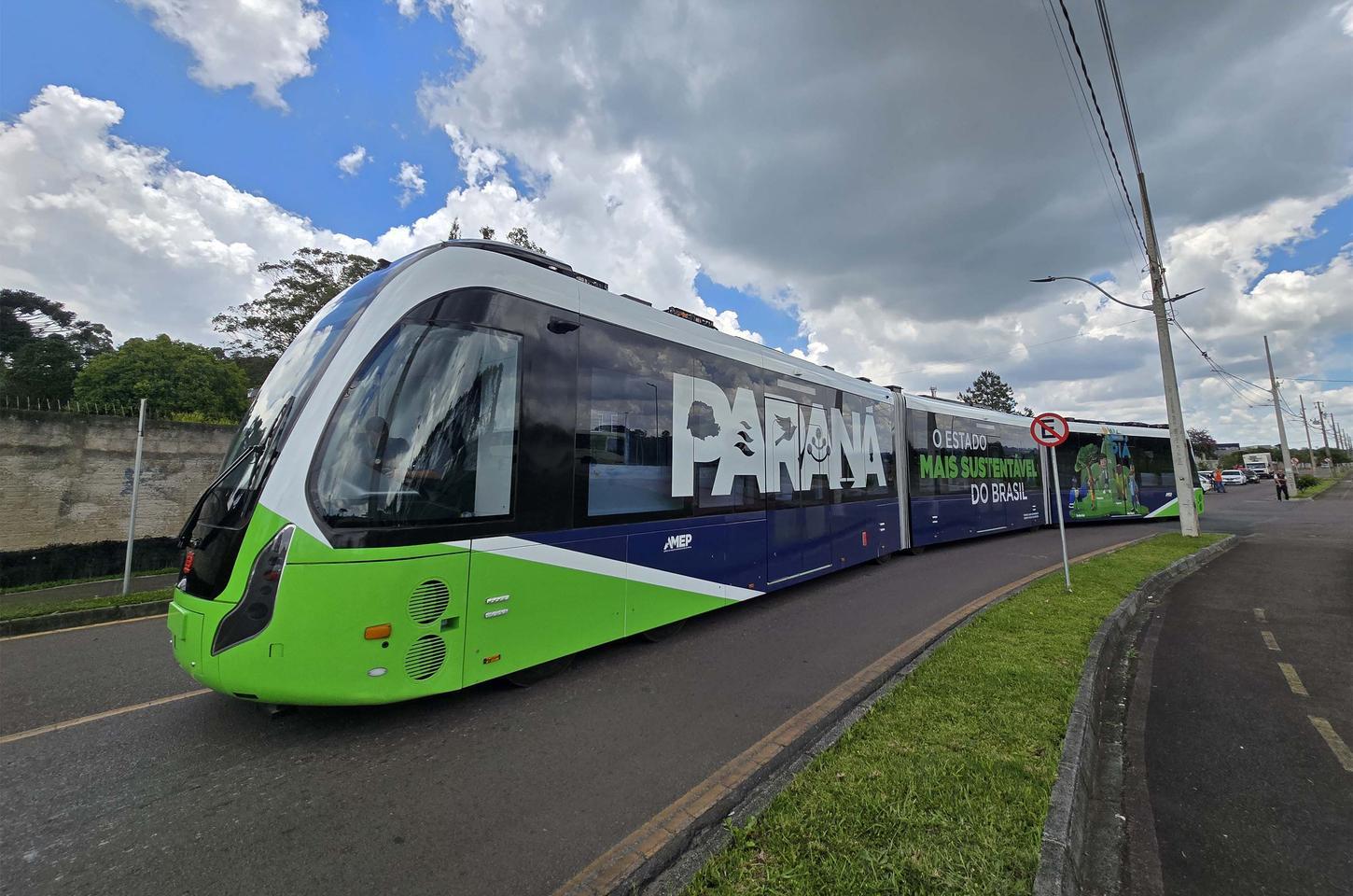 Bonde urbano digital inicia rota completa entre Piraquara e Pinhais