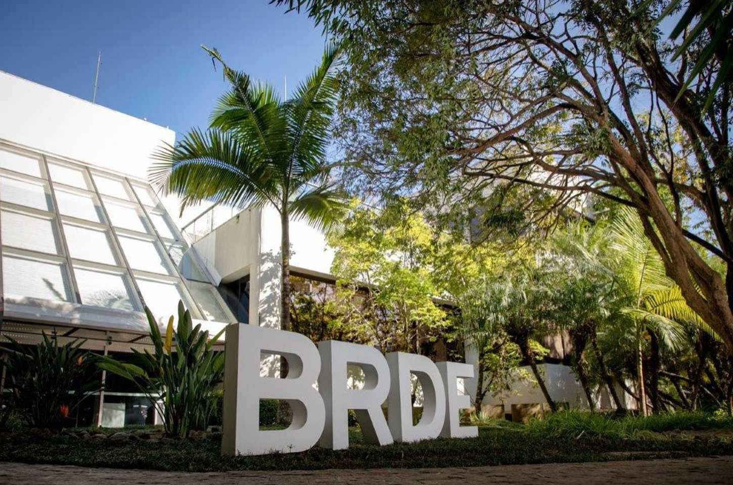 BRDE amplia crédito para pequenas empresas e produtores rurais no Sul