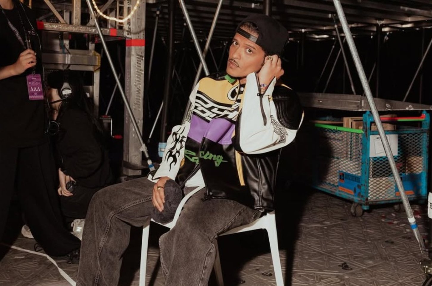 Bruno Mars bate recorde de vendas com nova turnê mundial
