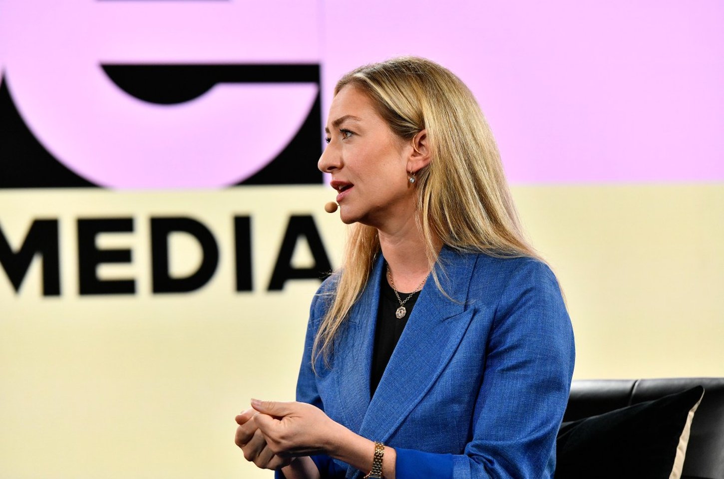 Bumble diz adeus ao deslize: app vai acabar com o swipe