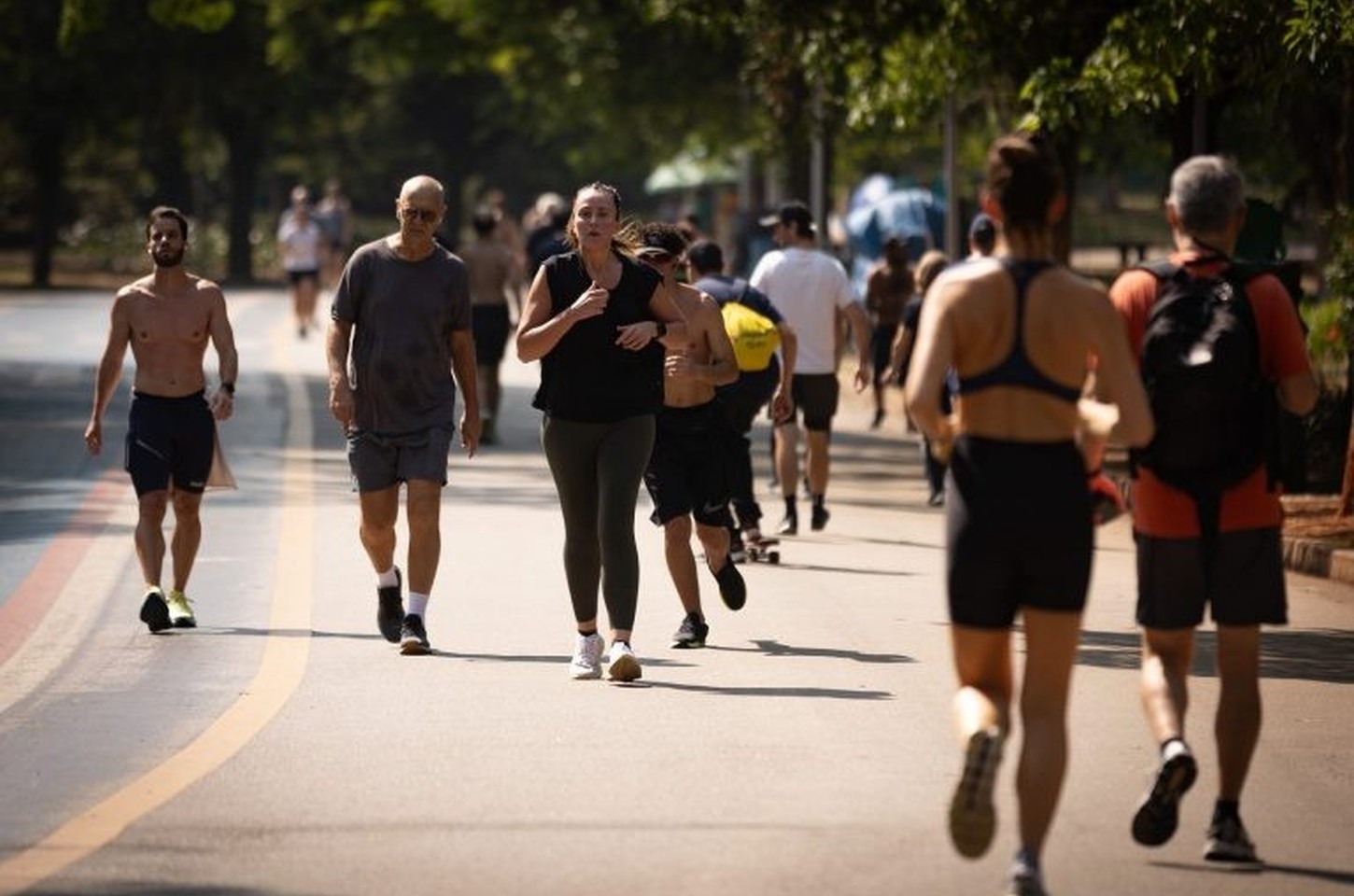 Calor e umidade elevam temperaturas em SP nesta quarta-feira