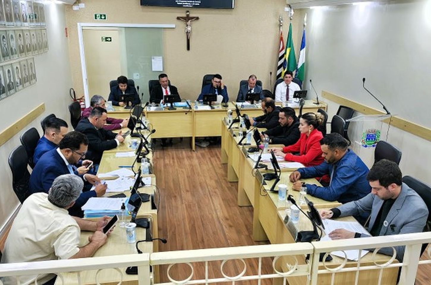 Câmara de Ibiúna aprova 23 projetos na última sessão do ano, incluindo reajuste da UFMI