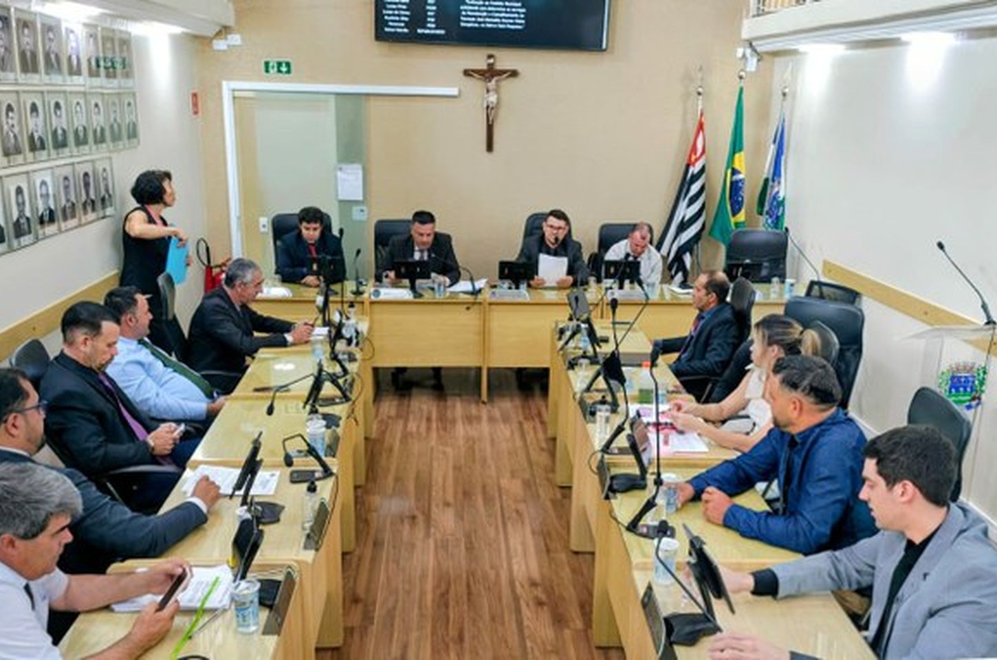 Câmara de Ibiúna aprova emendas para saúde e idosos em sessão legislativa