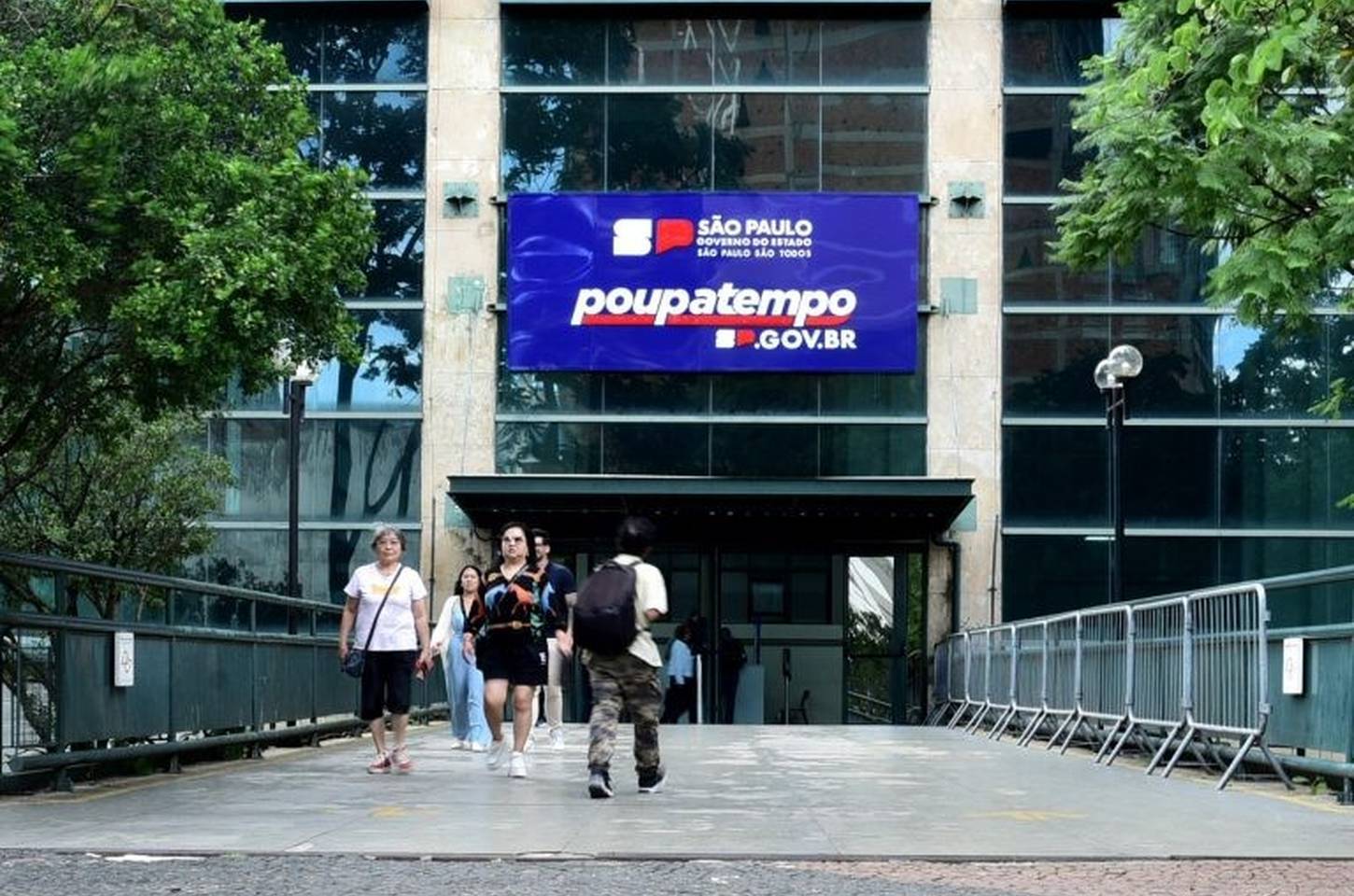 Campanha do Agasalho 2026: São Paulo abre 642 pontos de coleta e incentiva doações via PIX