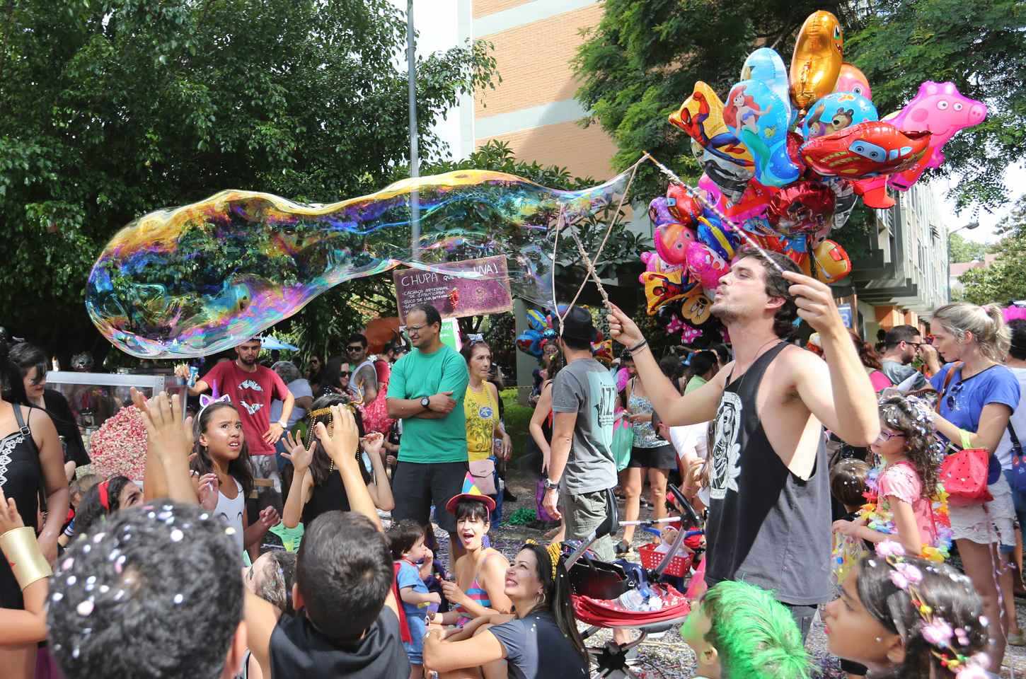 Carnaval exige atenção redobrada para proteger crianças e adolescentes