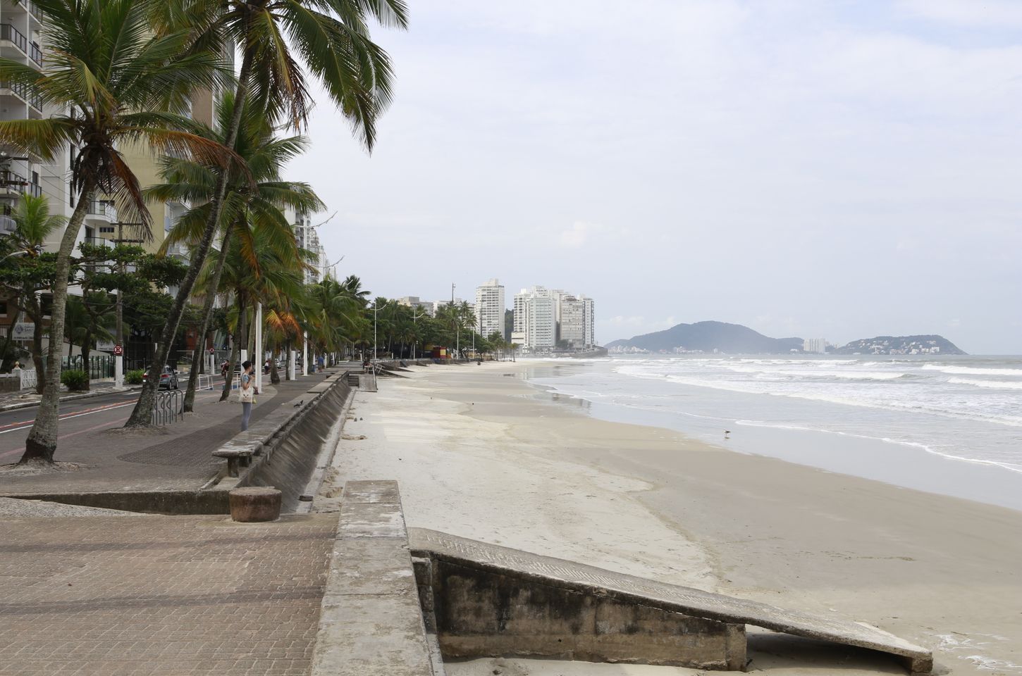 Carnaval no litoral paulista registra 348 resgates de afogamento