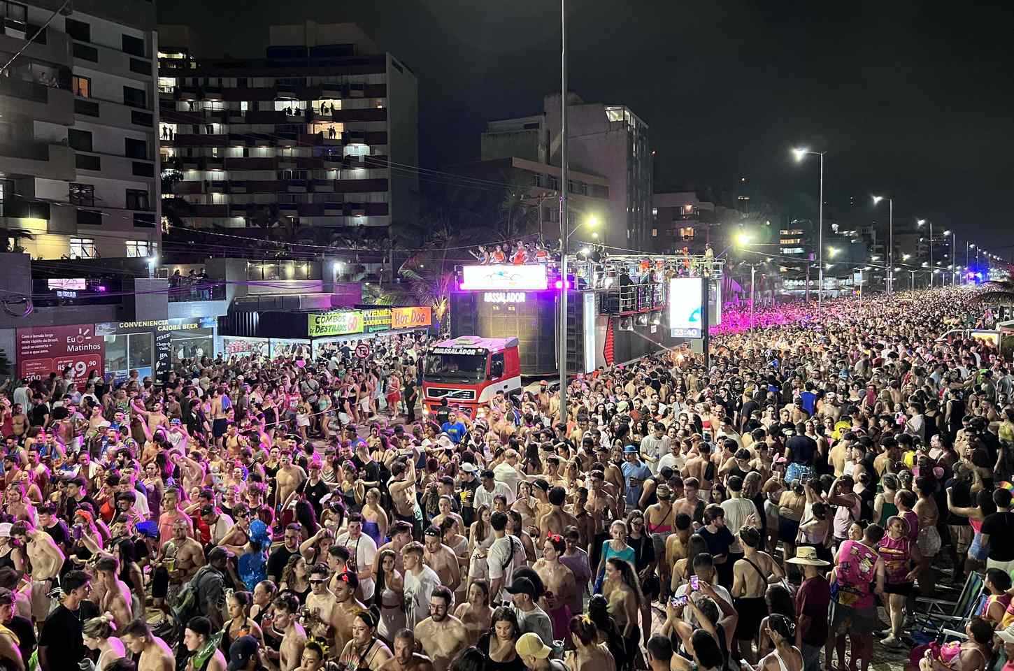 Carnaval no Paraná: polícia reforça alerta contra golpes e orienta foliões