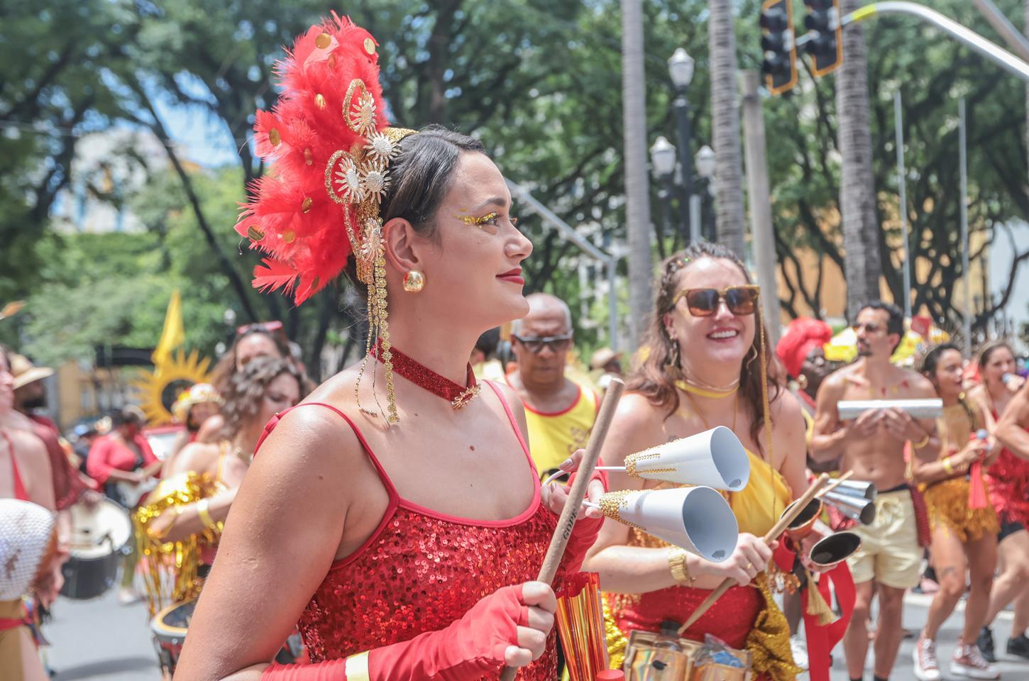 Carnaval sem assédio: campanha nacional amplia proteção às mulheres