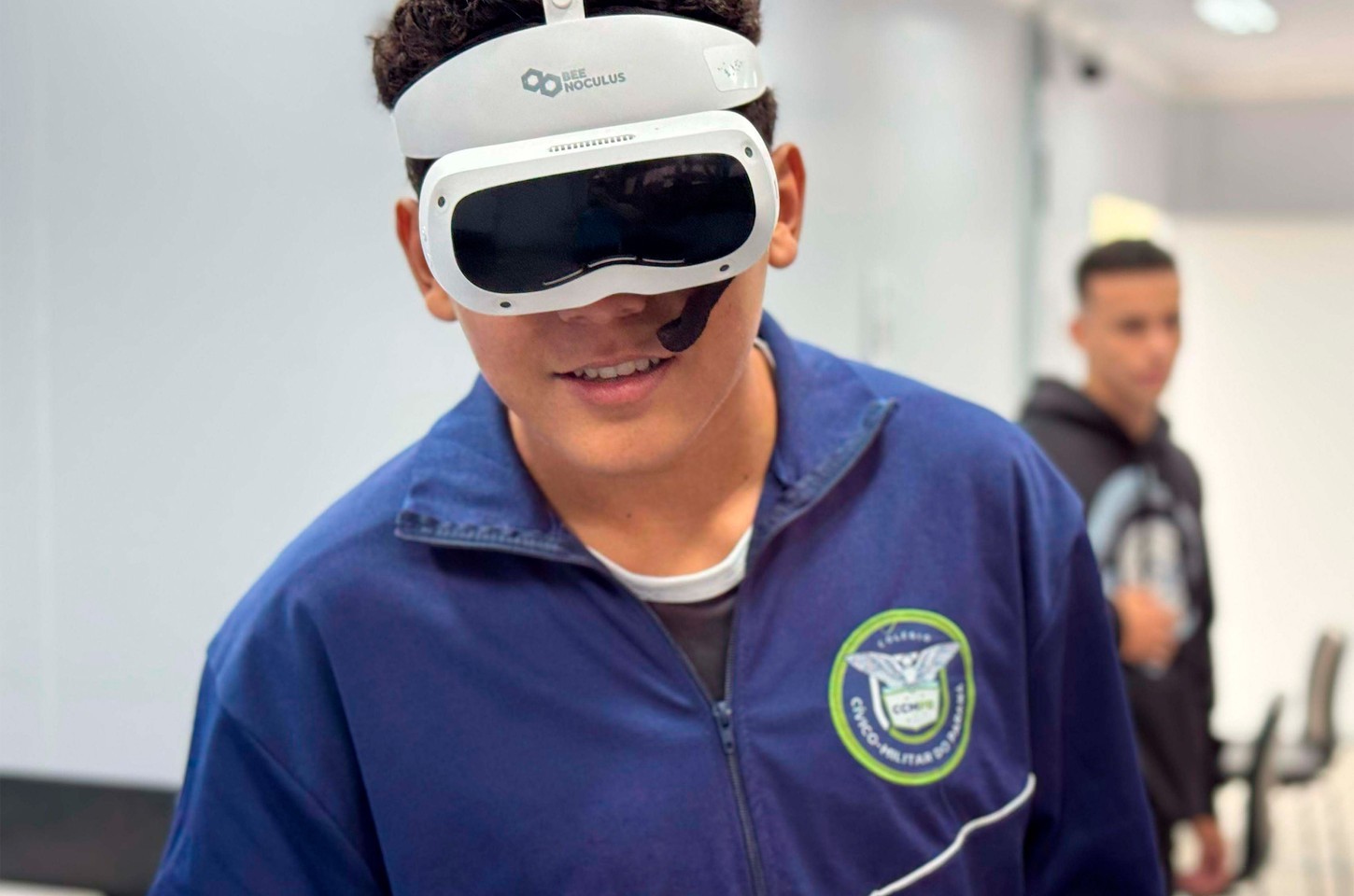 Carreta da Inovação leva ciência e tecnologia gratuitas a Perobal e Sertaneja