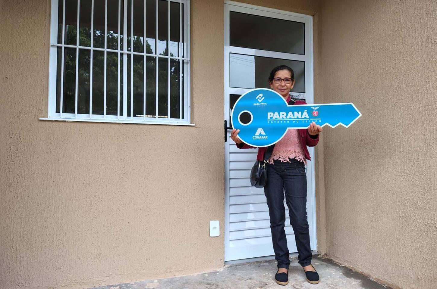 Casa própria vira realidade para 16 famílias em Jataizinho