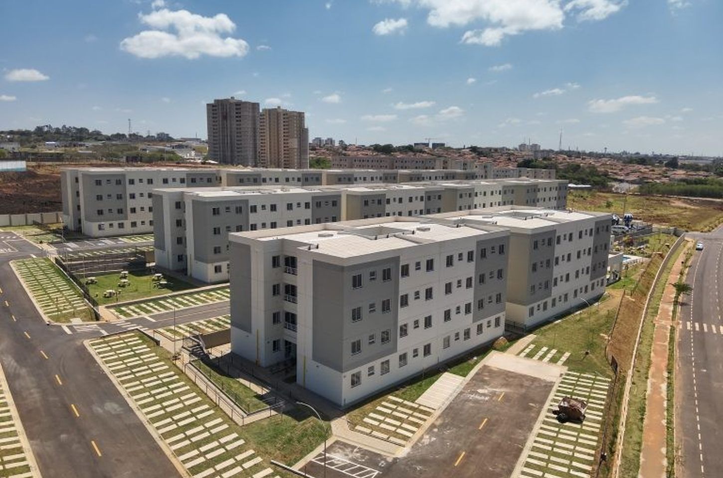 CDHU prioriza idosos e pessoas com deficiência em programa habitacional