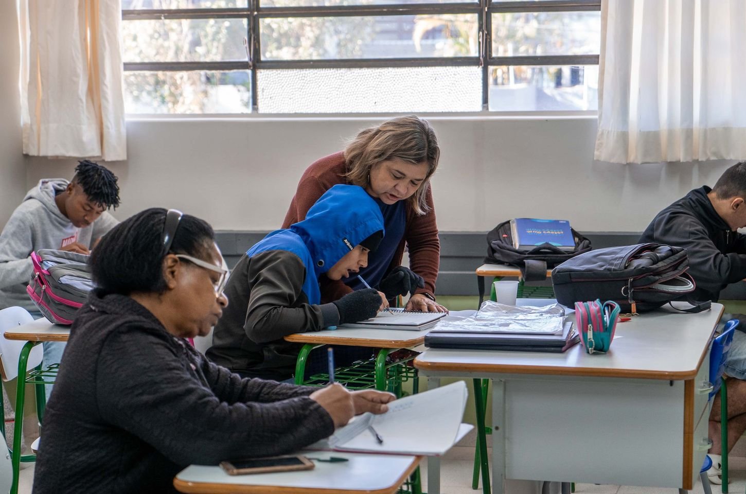 Ceebja de Londrina celebra aprovação recorde de alunos no ensino superior