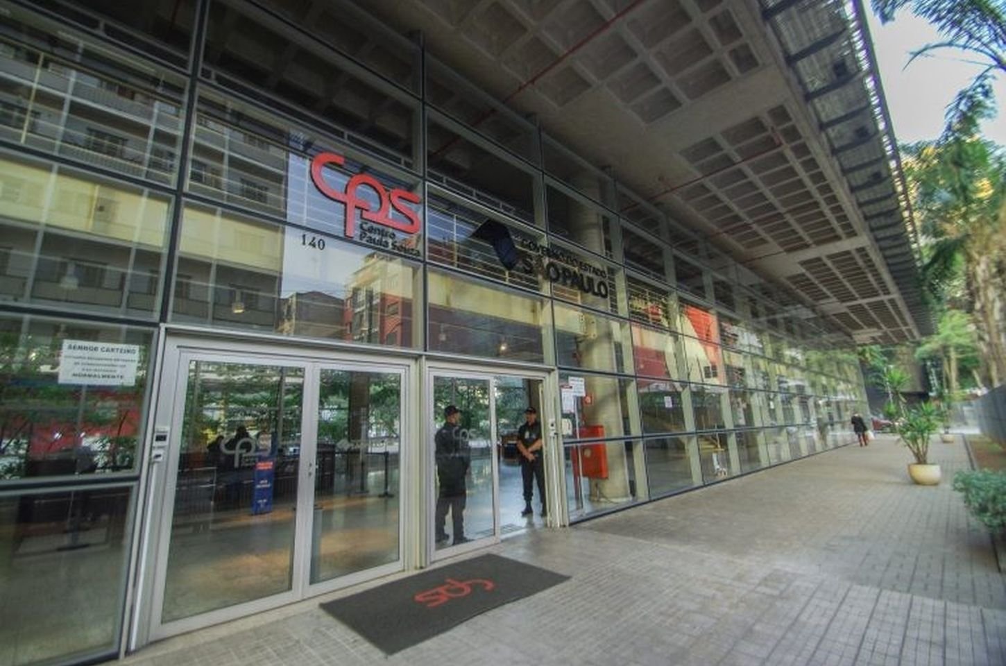 Centro Paula Souza abre 100 processos seletivos para docentes e auxiliares