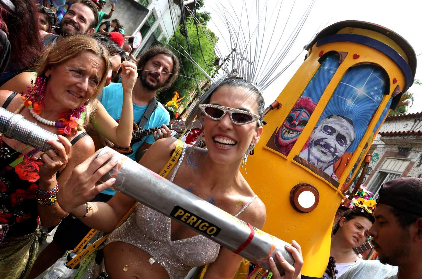 Céu na Terra: 25 anos de identidade e tensões no carnaval carioca