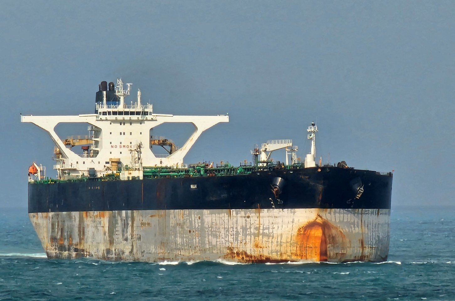 China critica apreensão de navios-petroleiros pelos EUA em alto-mar