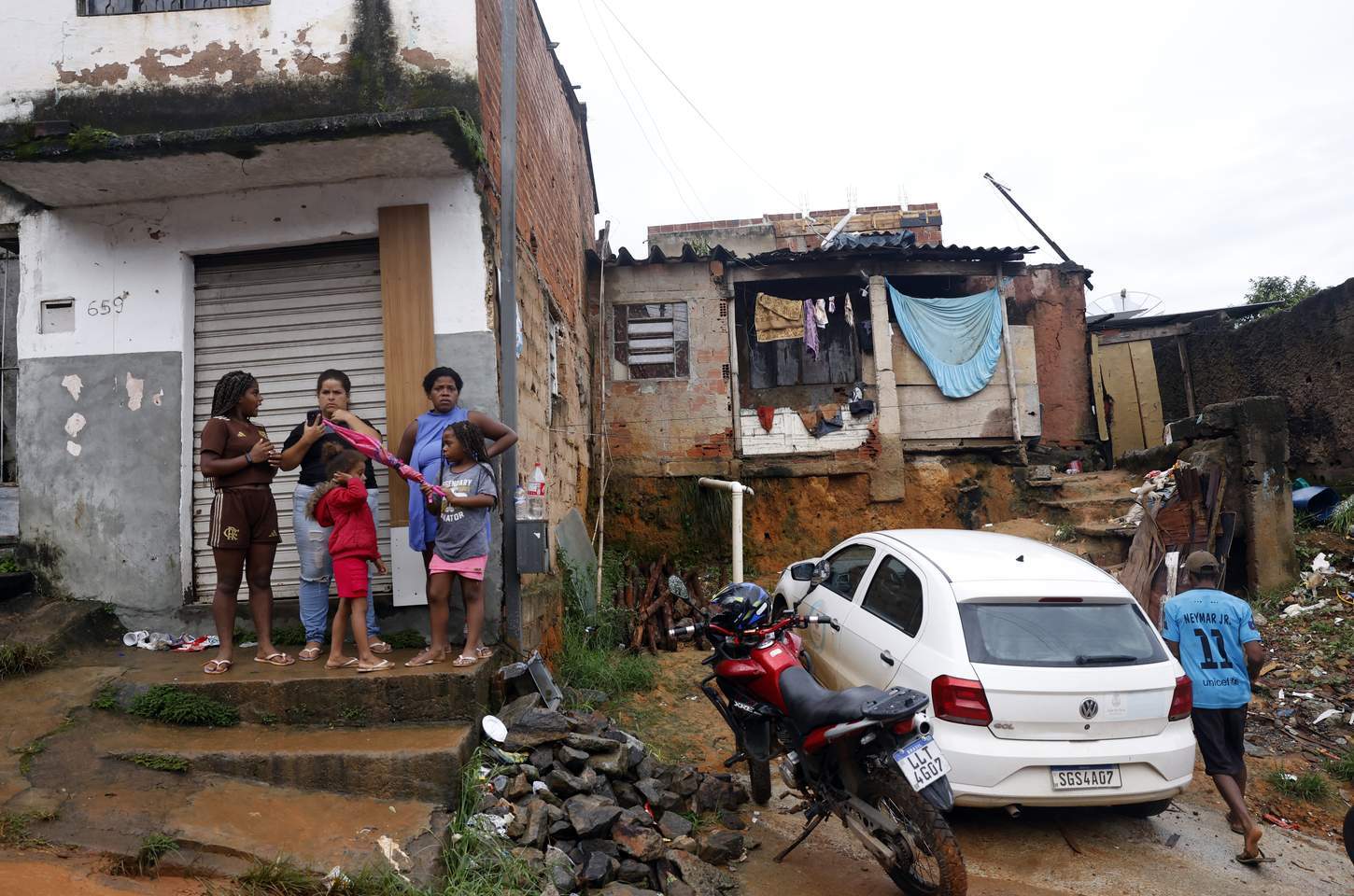 Chuva causa tragédia em Juiz de Fora; moradores relatam desespero