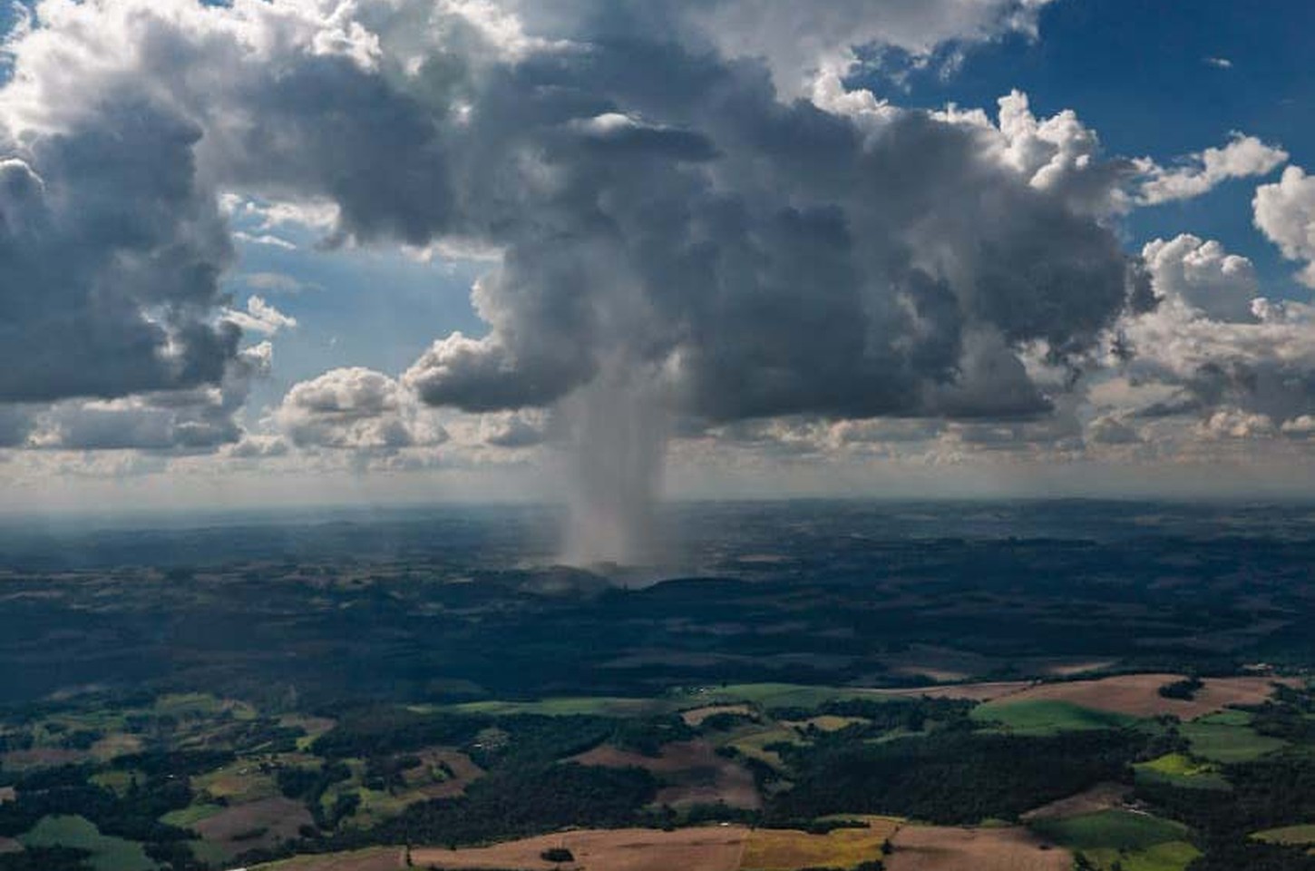 Chuva e queda de temperatura chegam ao Paraná após fim de semana de calor intenso