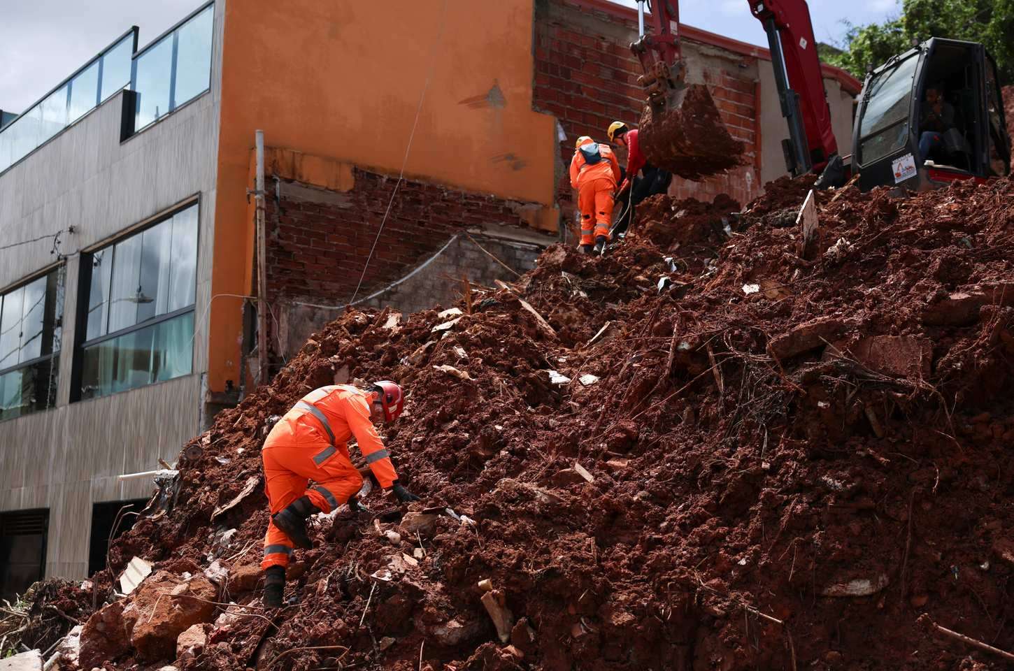 Chuvas na Zona da Mata mineira deixam 59 mortos e milhares desabrigados