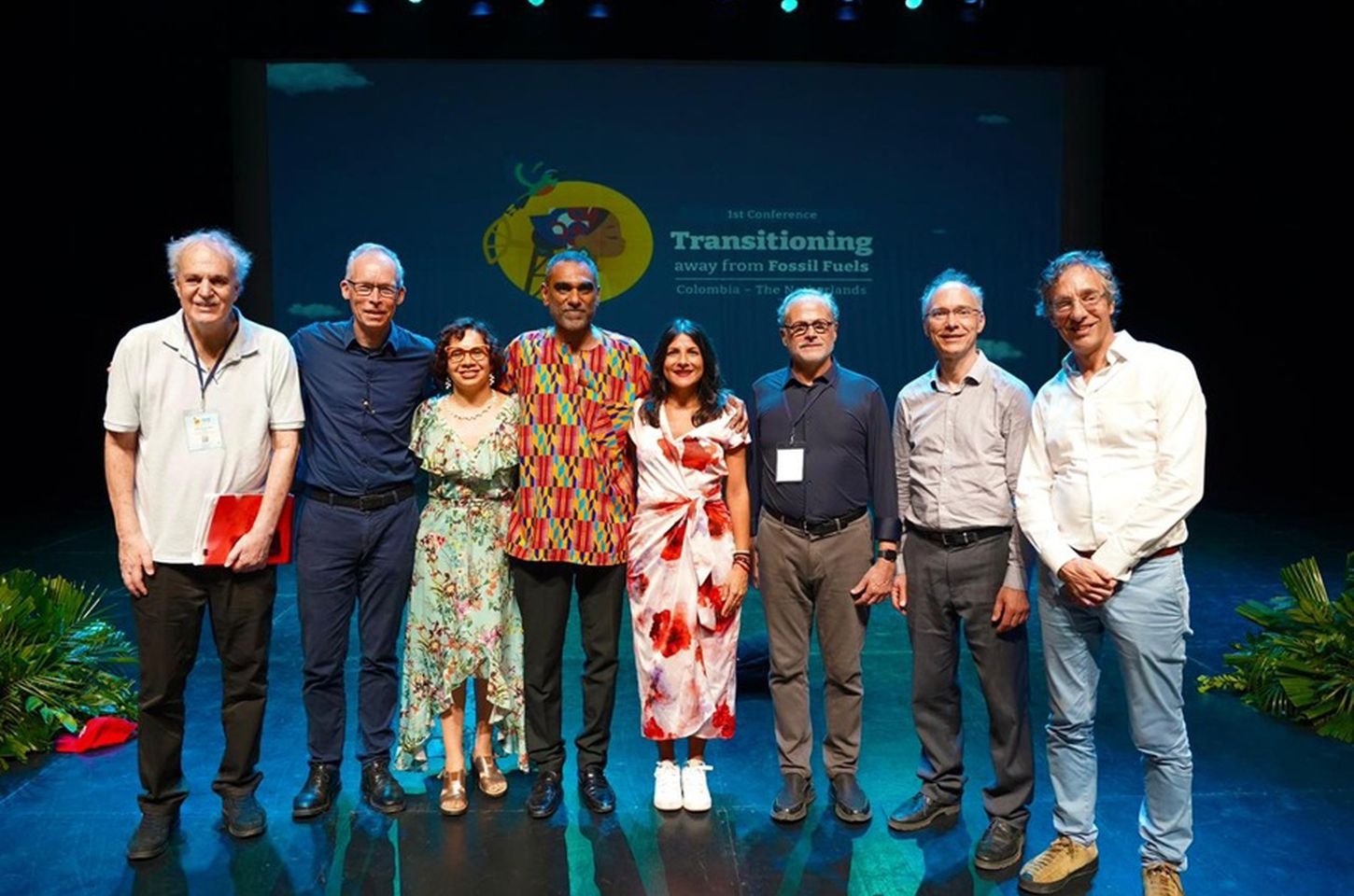 Cientistas criam painel para guiar transição energética global