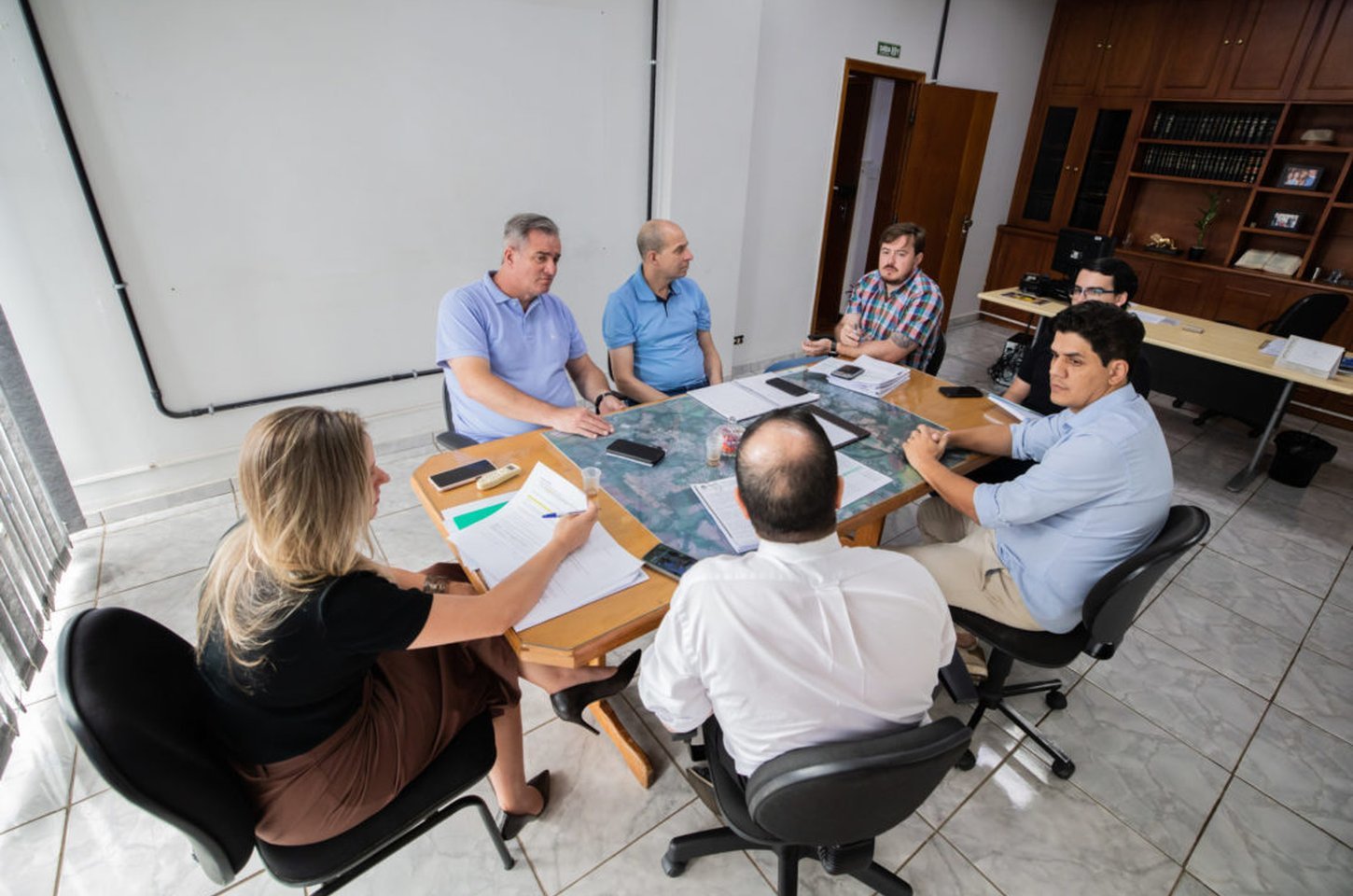 CMDE define estratégias do PRODEA para 2026 em reunião na Prefeitura de Apucarana