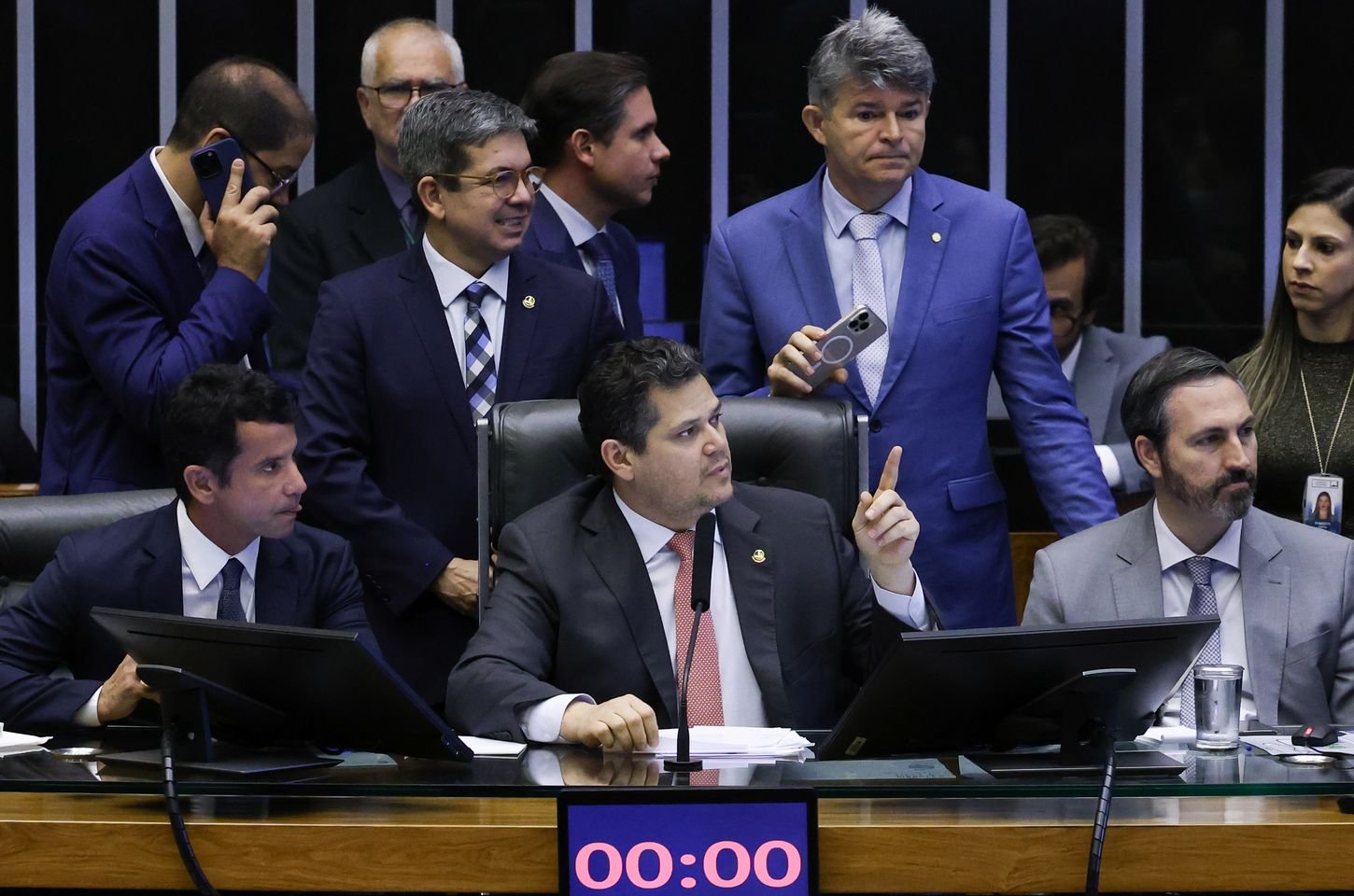 Congresso aprova créditos bilionários para seguridade e assistência social