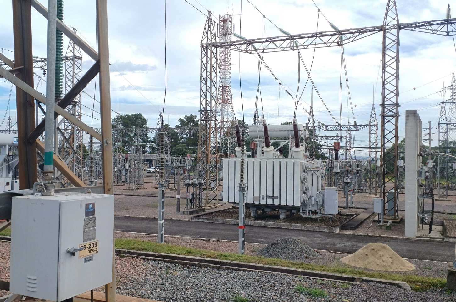 Copel investe R$ 160 milhões para modernizar rede de energia no Paraná