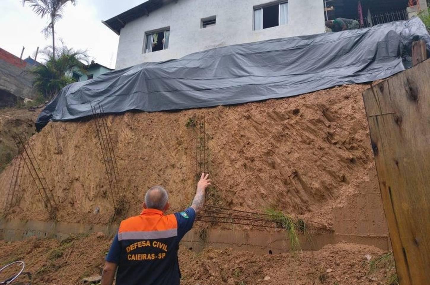 Defesa Civil mantém 30 cidades paulistas em estado de atenção para deslizamentos