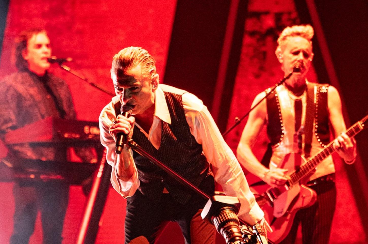 Depeche Mode atinge 1 bilhão de streams com 'Enjoy the Silence' no Spotify