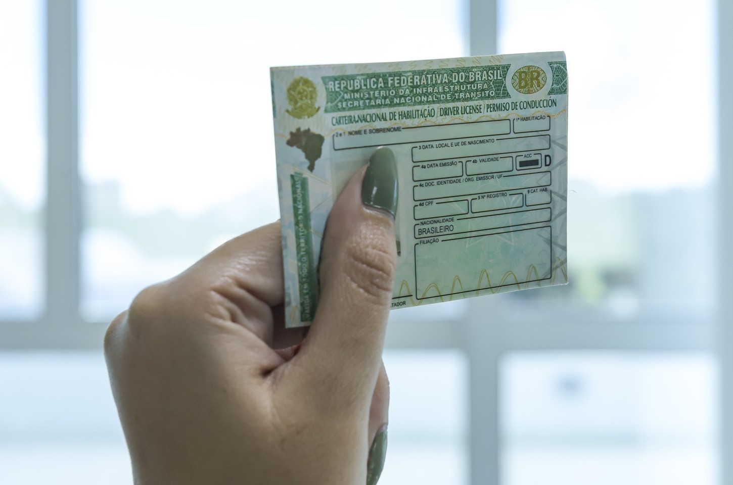 Detran-PR anuncia 4 mil selecionados para o programa CNH Social