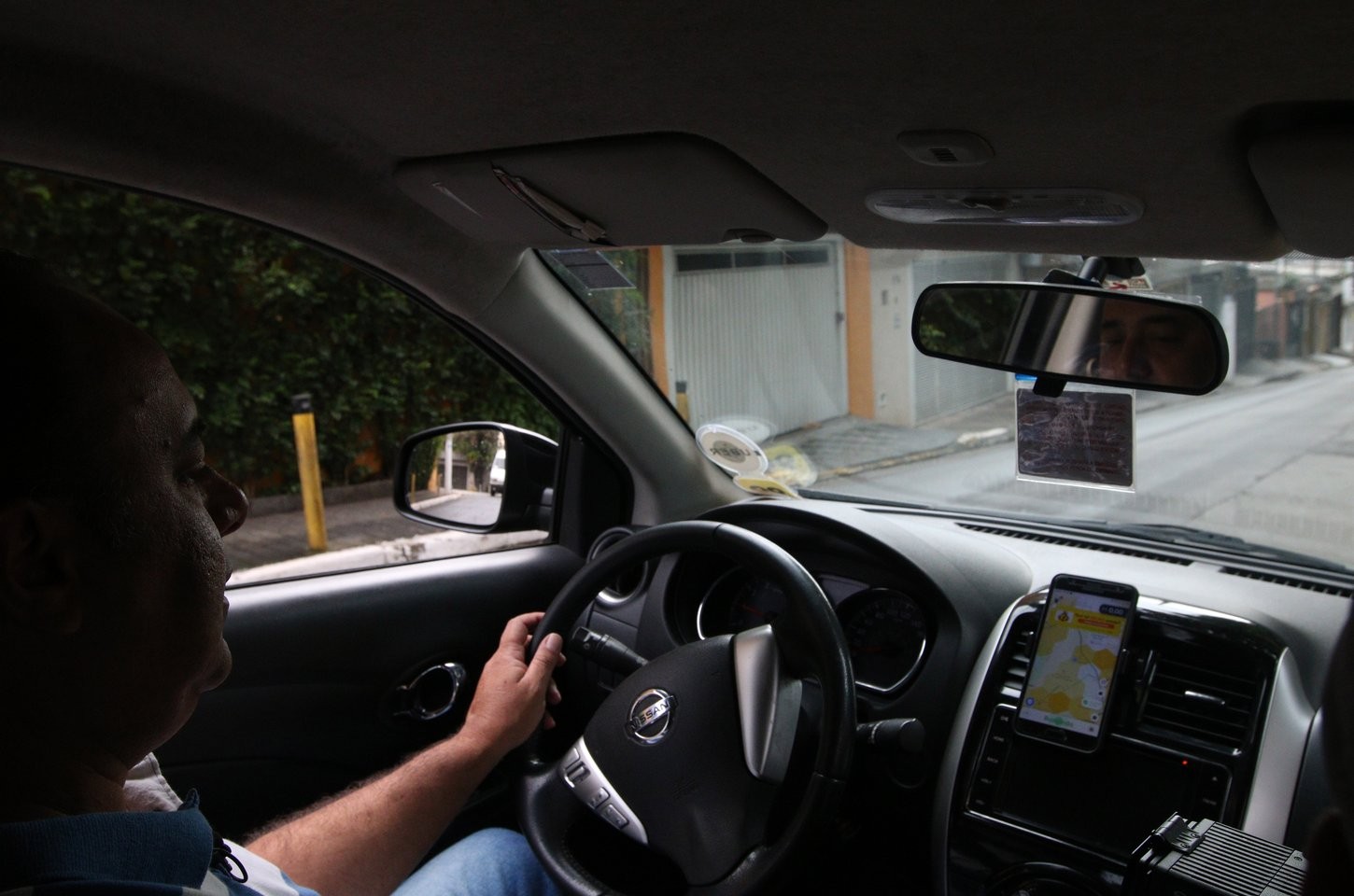 Detran-SP retira baliza da prova prática e permite carro automático